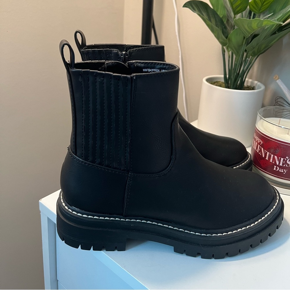 Black Booties